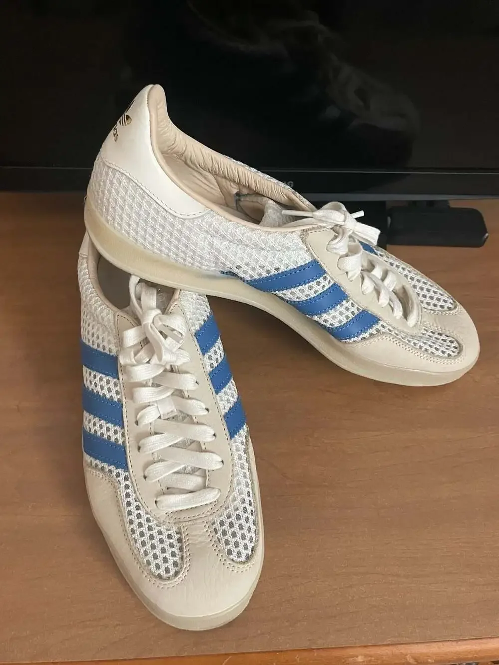 NEW Adidas Gazelle Indoor 